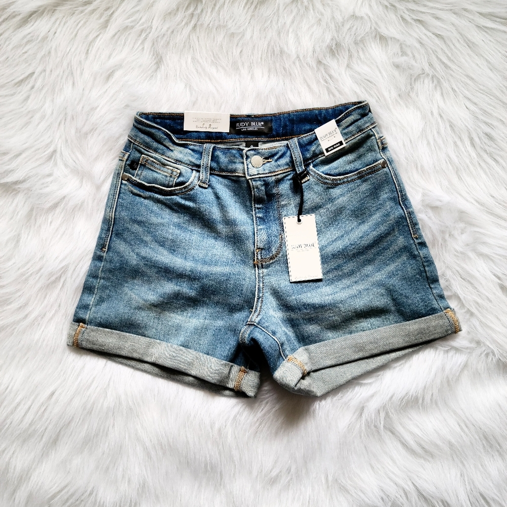 Judy Blue Medium Wash Classic Cuffed Shorts